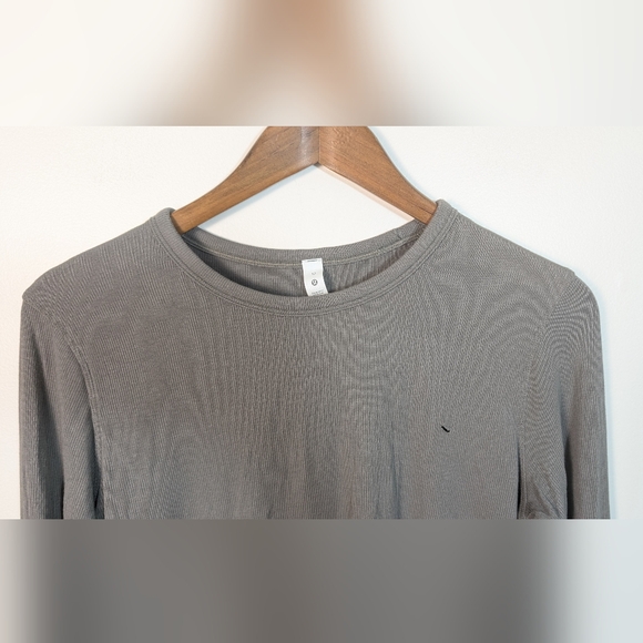 Lululemon Gray Rover Hold On Tight Ribbed Long Sleeve Tee Shirt Size 12 - Picture 8 of 13